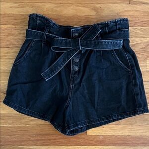 AMERICAN EAGLE mom shorts sz 4